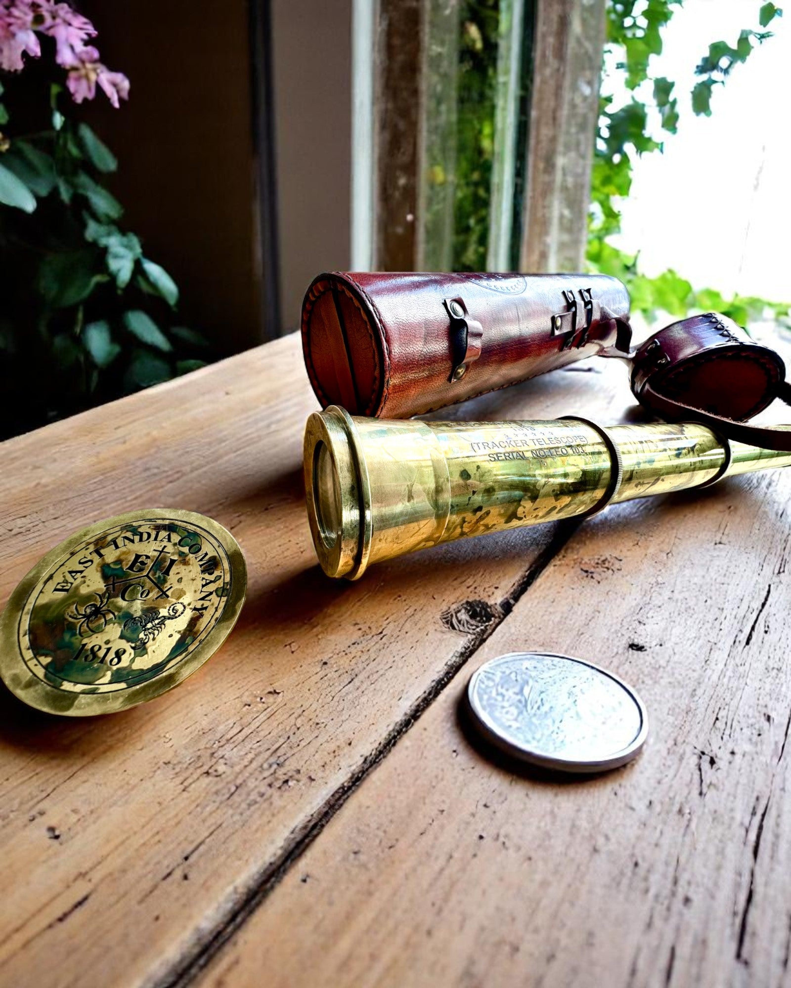 Cannocchiale Reale "Voyager 1818" – Esclusivo, in ottone, 83 cm, fatto a mano, con custodia in vera pelle – Edizione da collezione, personalizzabile con incisione per regalo