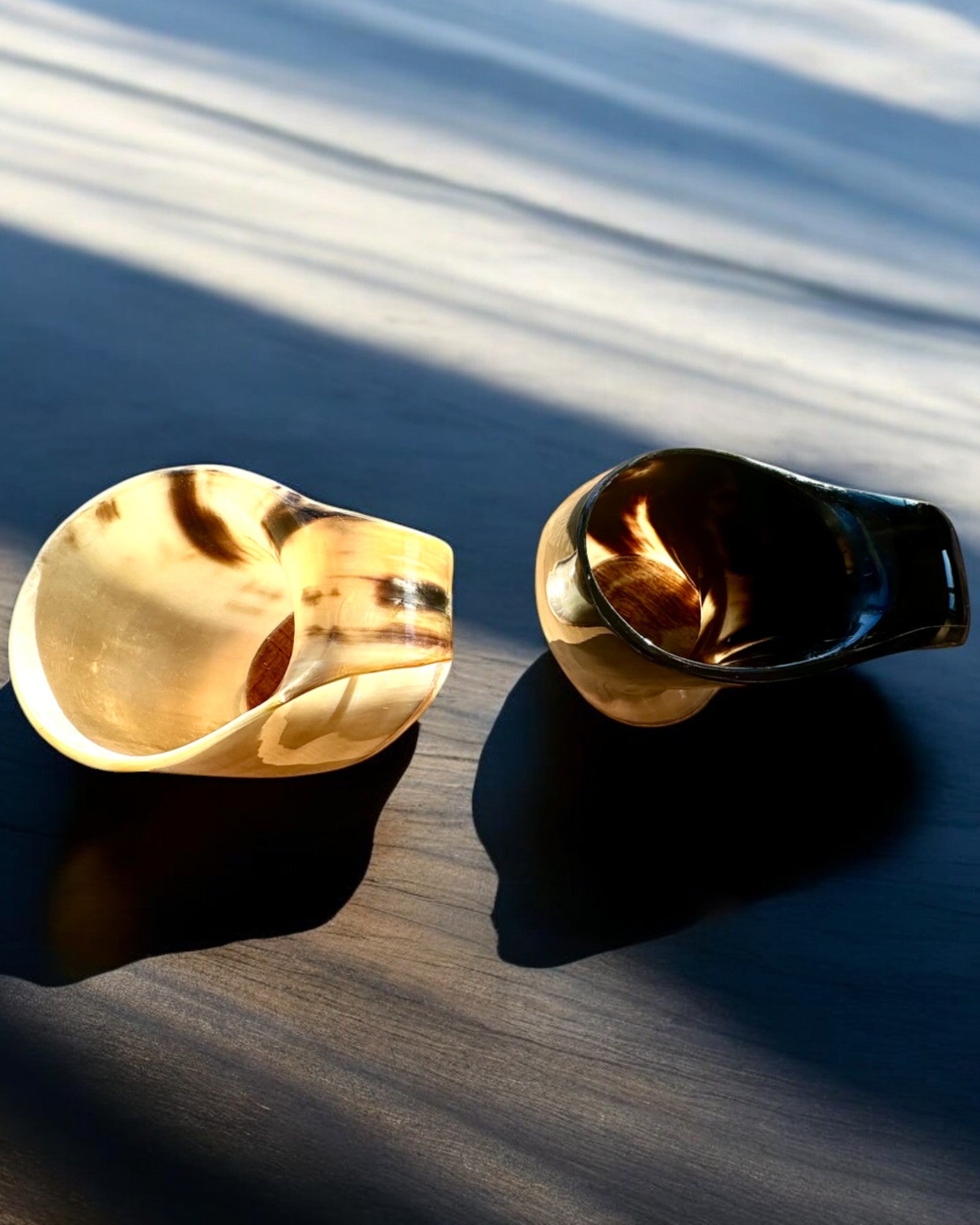 Compatto, 350 ml, Boccale Intagliato Capolavoro con possibilità di personalizzazione con incisione - 2 varianti di colore