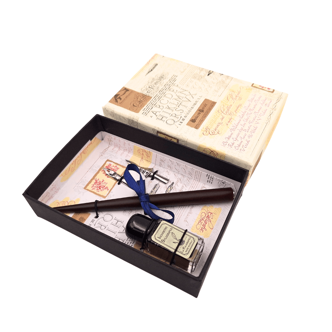 Set da calligrafia con incisione personalizzata - penna italiana con due pennini e calamaio, perfetto come regalo - confezione elegante 12,5x8,5x3cm