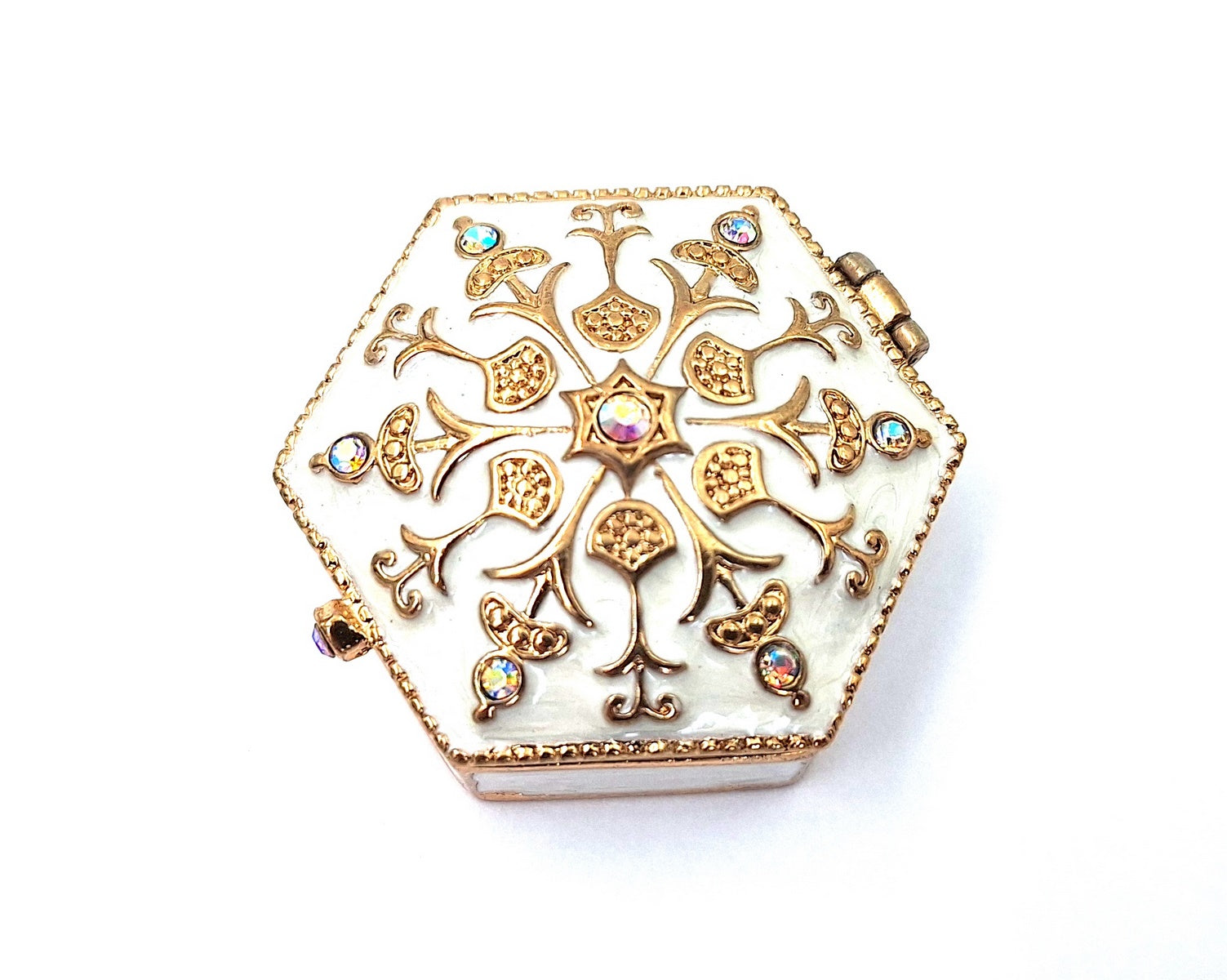 Elegante scatoletta regalo in metallo con cristalli B0035-08WH, bianco e oro, possibilità di personalizzazione tramite incisione, ideale per gioielli e piccoli oggetti, 5x5x2 cm