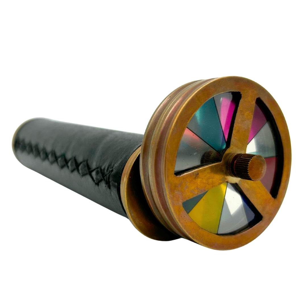 Caleidoscopio Retrò in Ottone e Pelle con Possibilità di Incisione Personalizzata - Regalo Elegante di Altezza 18 cm e Diametro 5,5 cm