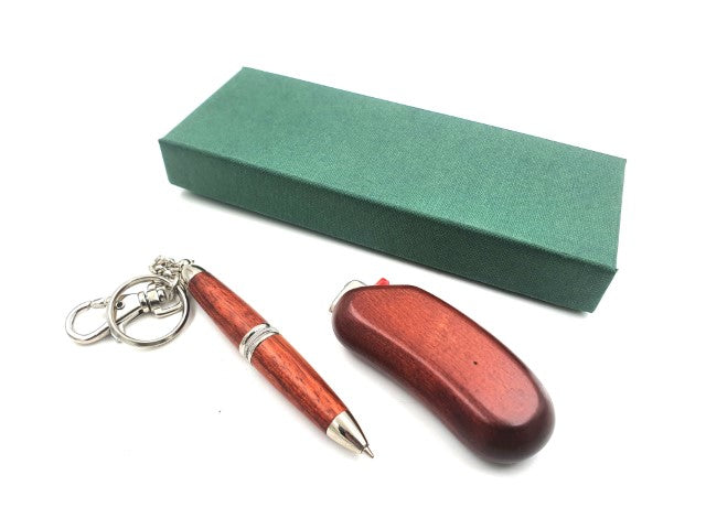 Elegante set regalo con accendino e penna in custodia di legno, personalizzazione con incisione, colore mogano, ideale per occasioni speciali