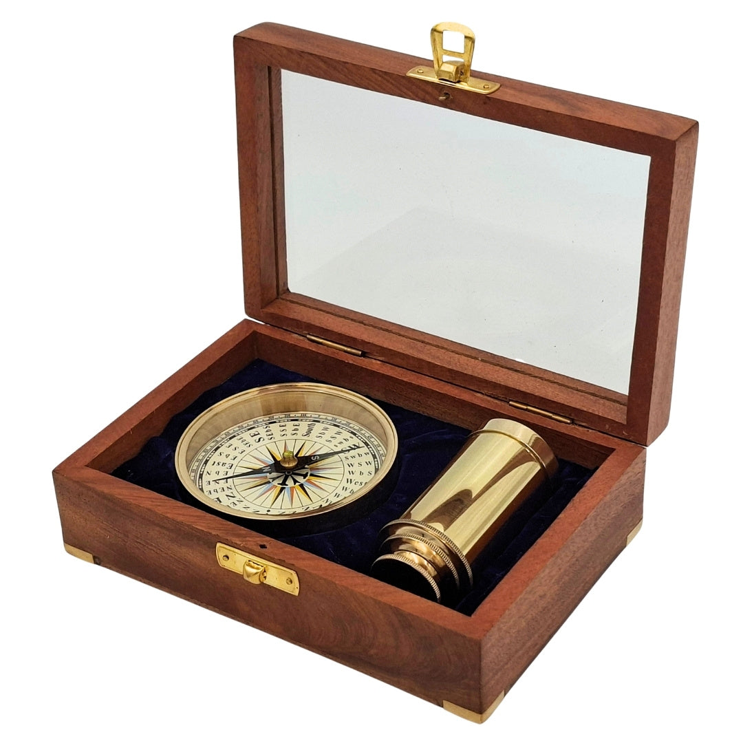 Set regalo con bussola in ottone e cannocchiale in elegante scatola di legno con incisione