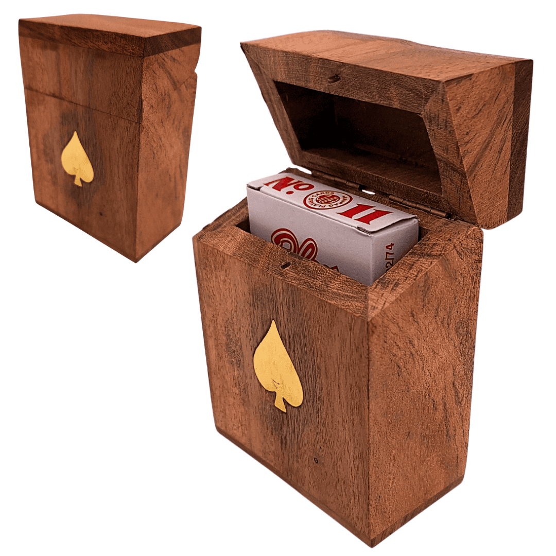 Elegante Mazzo di Carte in Scatola di Legno con Incisione
