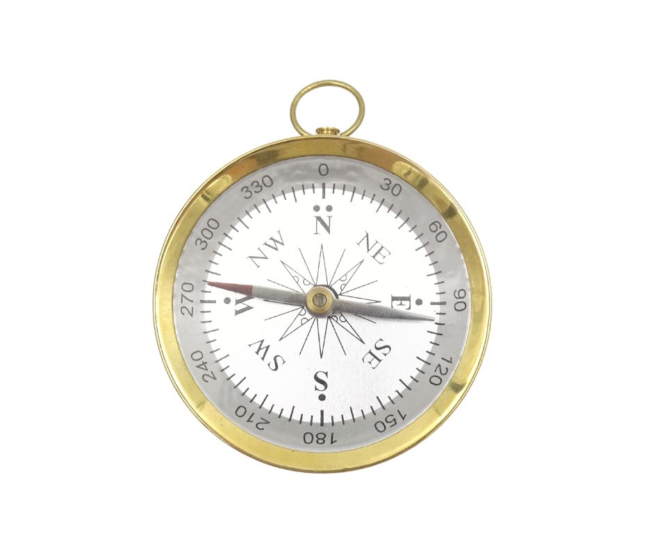 Bussola in ottone in confezione di legno con possibilità di incisione personalizzata - regalo elegante per appassionati di marina, diametro 7,5 cm, altezza 1,5 cm