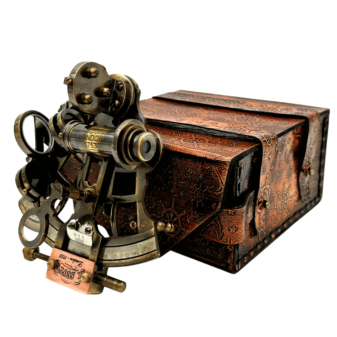 Sestante in ottone retrò in custodia di pelle - elegante strumento di navigazione con possibilità di incisione - regalo ideale per appassionati di vela e storia - dimensioni 13x12x7 cm