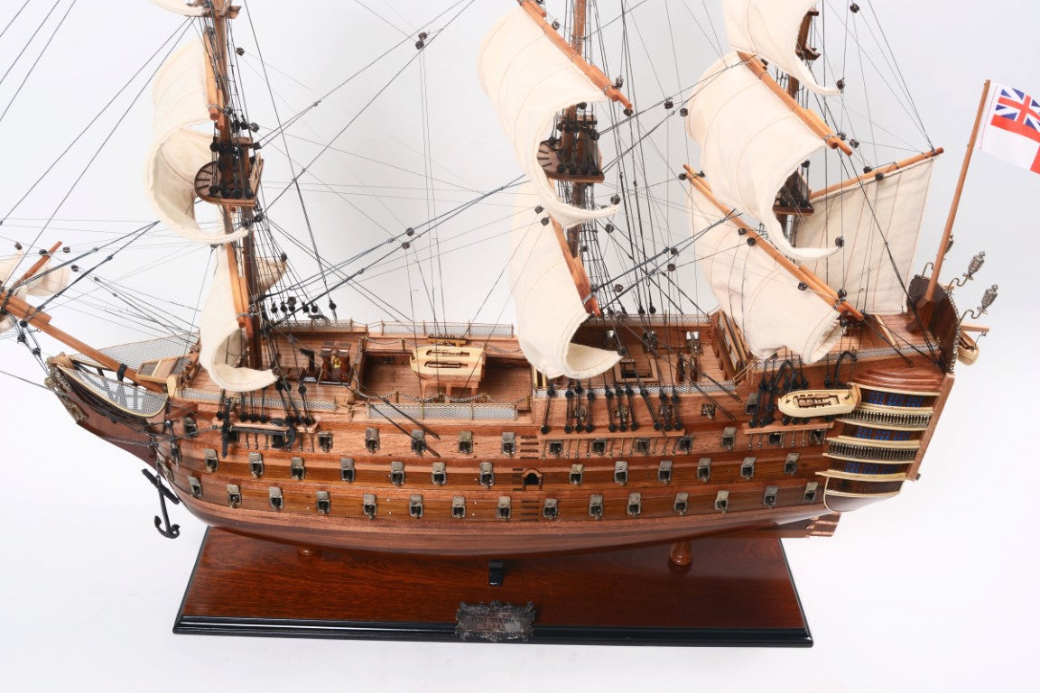 Esclusivo modello di veliero HMS Victory VIC80R