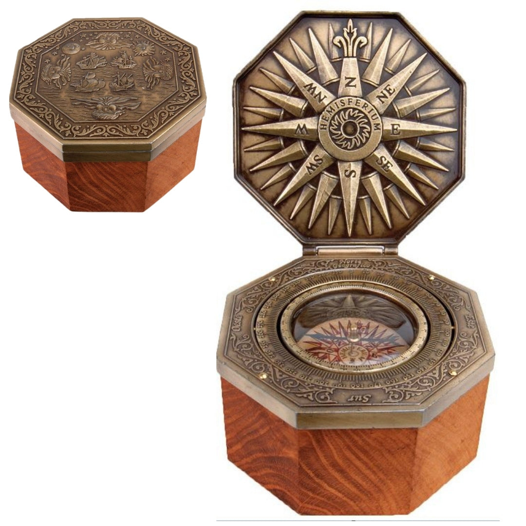 Esclusiva bussola magnetica Cardan H43 in ottone e legno con incisione personalizzata