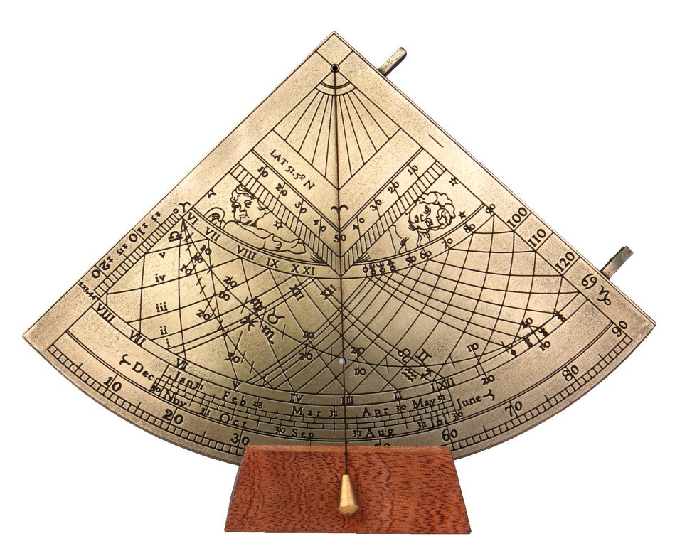 Quadrante Solare in Ottone Gunter H39 con base in legno, possibilità di personalizzazione incisa, regalo ideale per appassionati di astronomia, altezza 17 cm, elegante confezione regalo