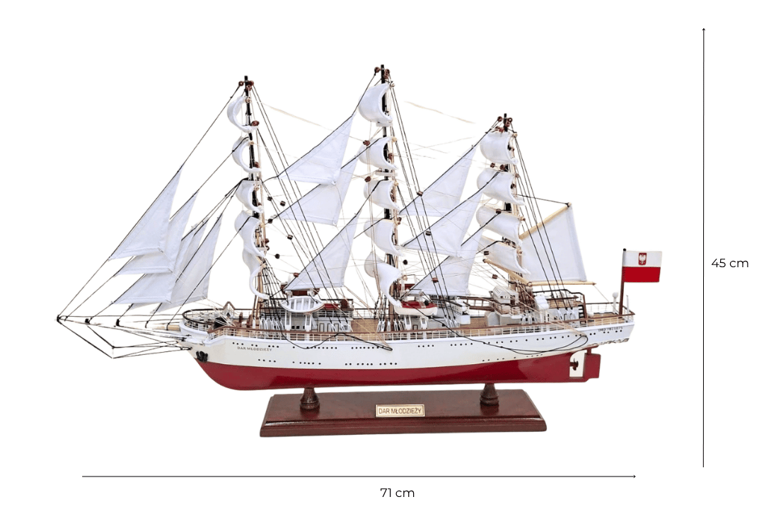 Modello esclusivo del veliero Dar Młodzieży XXL da 71 cm, con possibilità di personalizzazione tramite incisione