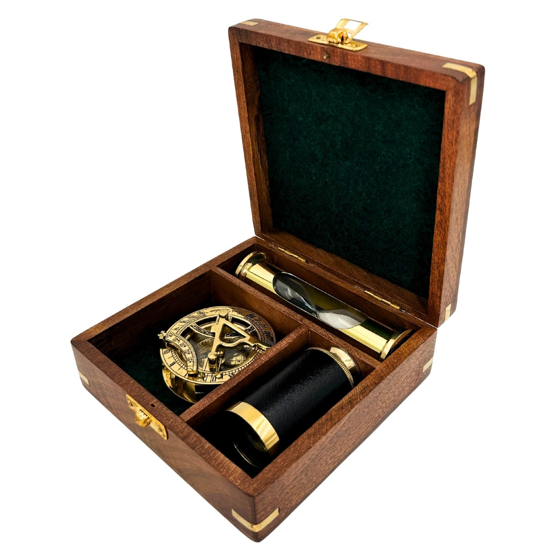 Set regalo retrò con incisione – bussola in ottone, cannocchiale pieghevole, clessidra in scatola di legno