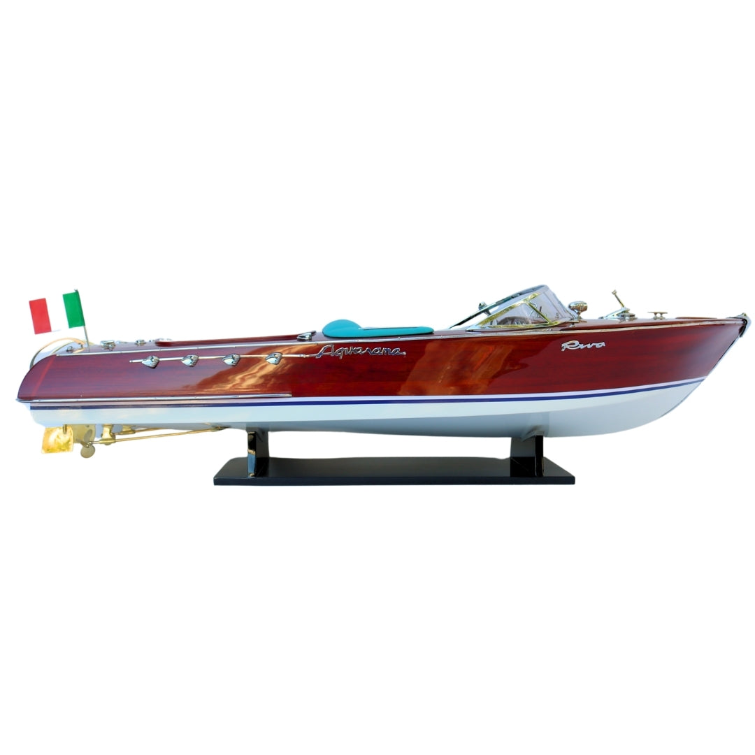 Modello esclusivo di motoscafo Riva Aquarama 87cm con possibilità di personalizzazione con incisione