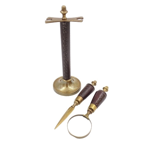 Set da scrivania con lente d'ingrandimento e taglierina MIS-0742 con possibilità di personalizzazione tramite incisione, elegante rivestimento in pelle, ideale come regalo, dimensioni: 18 x 7,5 x 3,5 cm (lente), 18 x 3,5 x 3,5 cm (taglierina)