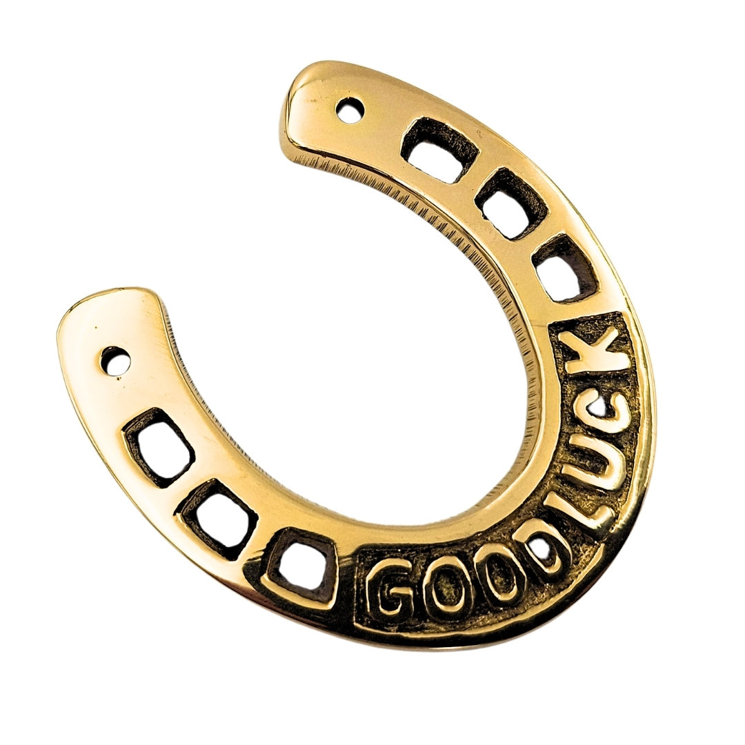 Ferro di Cavallo della Fortuna in Ottone 7 cm con Incisione - Regalo Elegante per Casa Nuova, Maturità o Nuovo Lavoro, Decorazione Dorata con Scritta Good Luck