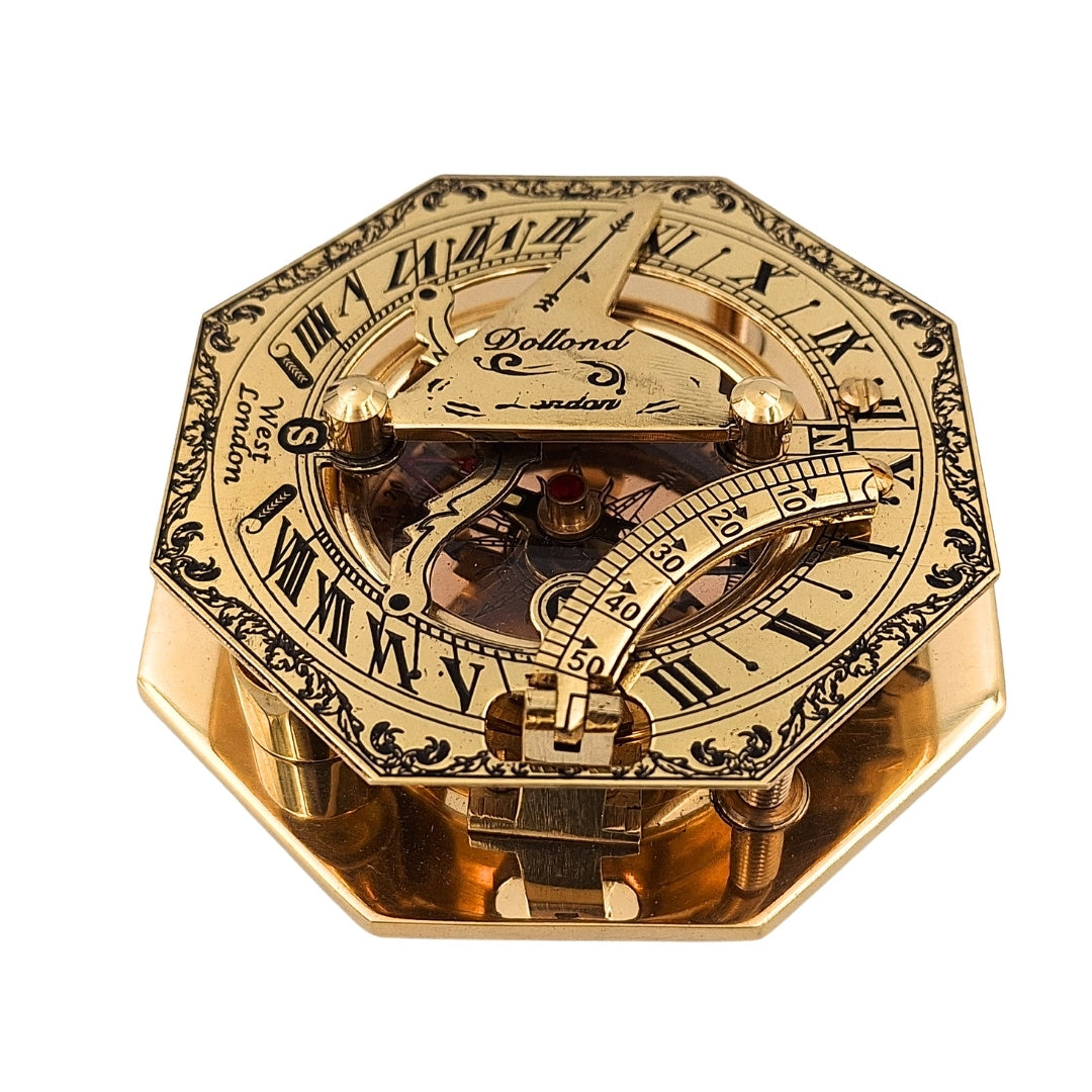 Bussola in ottone in elegante scatola di pelle con possibilità di incisione – regalo vintage retrò per viaggiatori e marinai - altezza 8 cm, design elegante in ottone