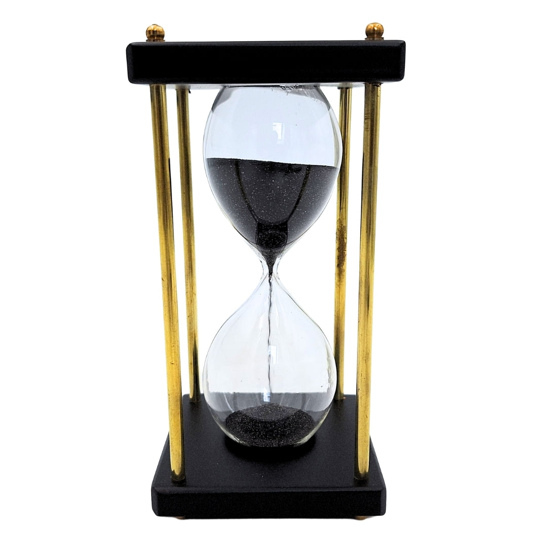 Clessidra in ottone e legno 5 minuti con sabbia nera con possibilità di personalizzazione con incisione – elegante decorazione retrò da regalo alta 16 cm