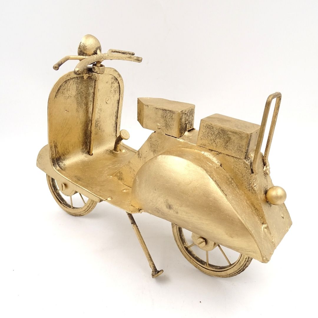 Modello di Scooter Retrò in Metallo NC2860 Colore Ottone Antico con Possibilità di Incisione Personalizzata