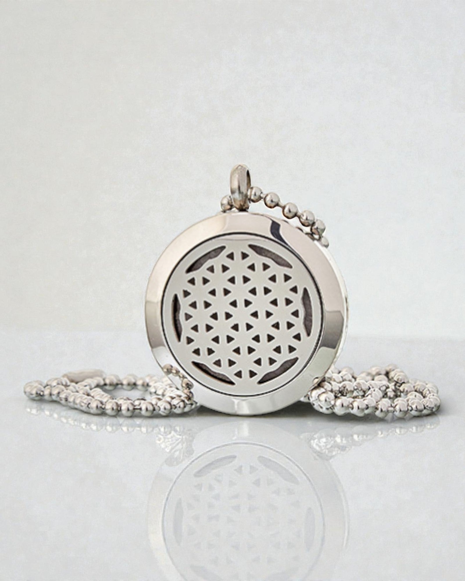 Aurelia Vita – Collana diffusore aromaterapica Fiore della Vita 25 mm in acciaio inossidabile