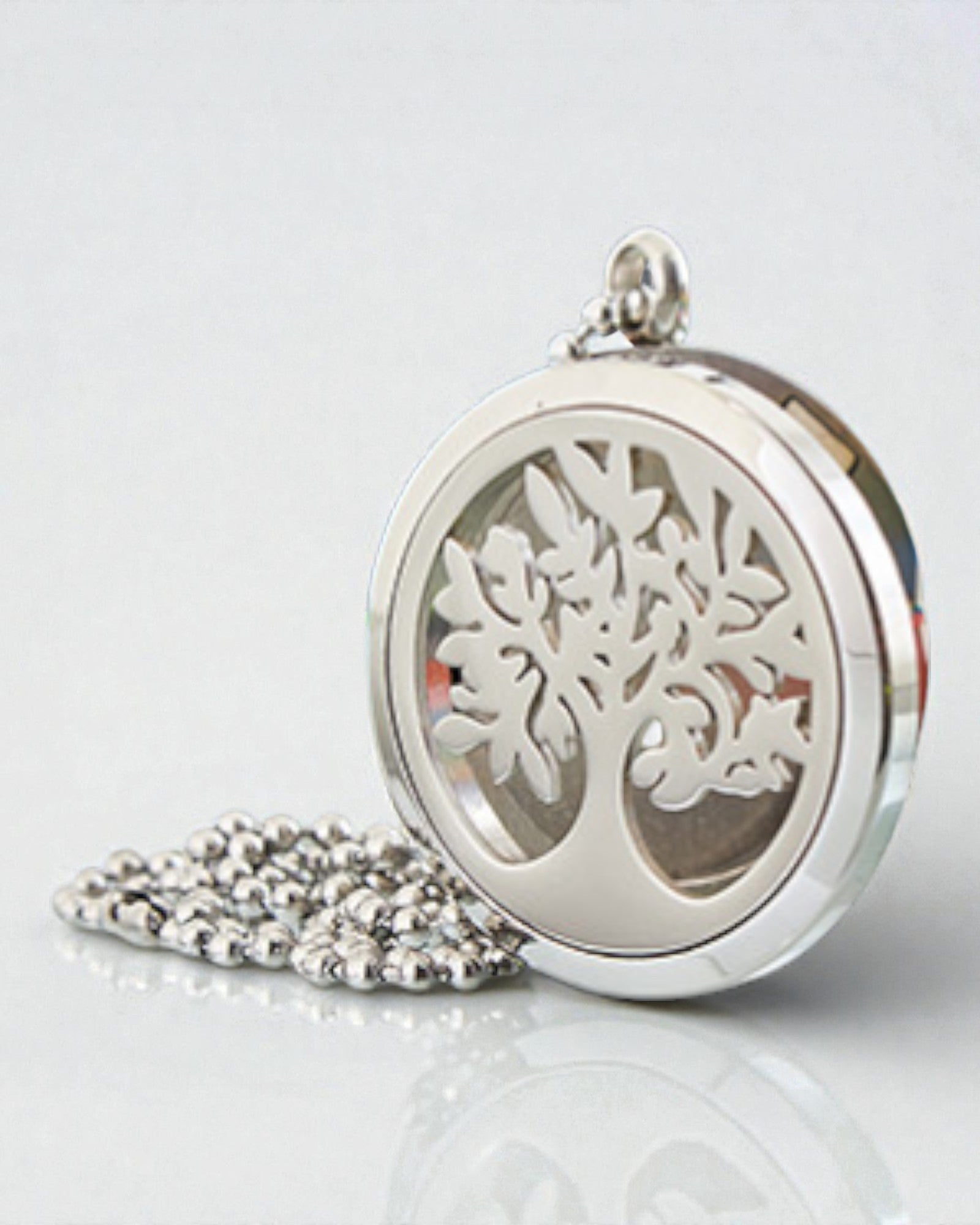 Collana Aromalife Tree – Medaglione portaprofumo con motivo dell’Albero della Vita 30 mm