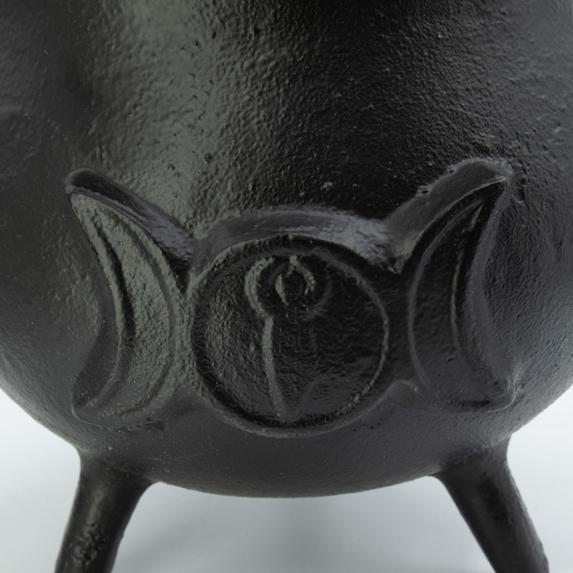 Enorme calderone in ghisa con tripla luna 23x18 cm