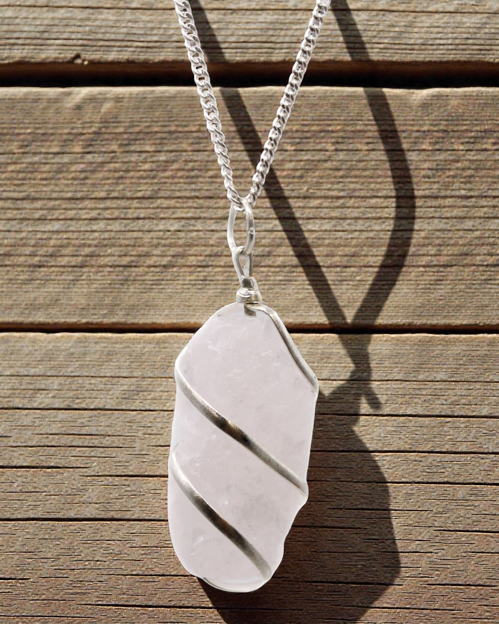 Armonia Spirale – Collana con Quarzo Rosa Grezzo