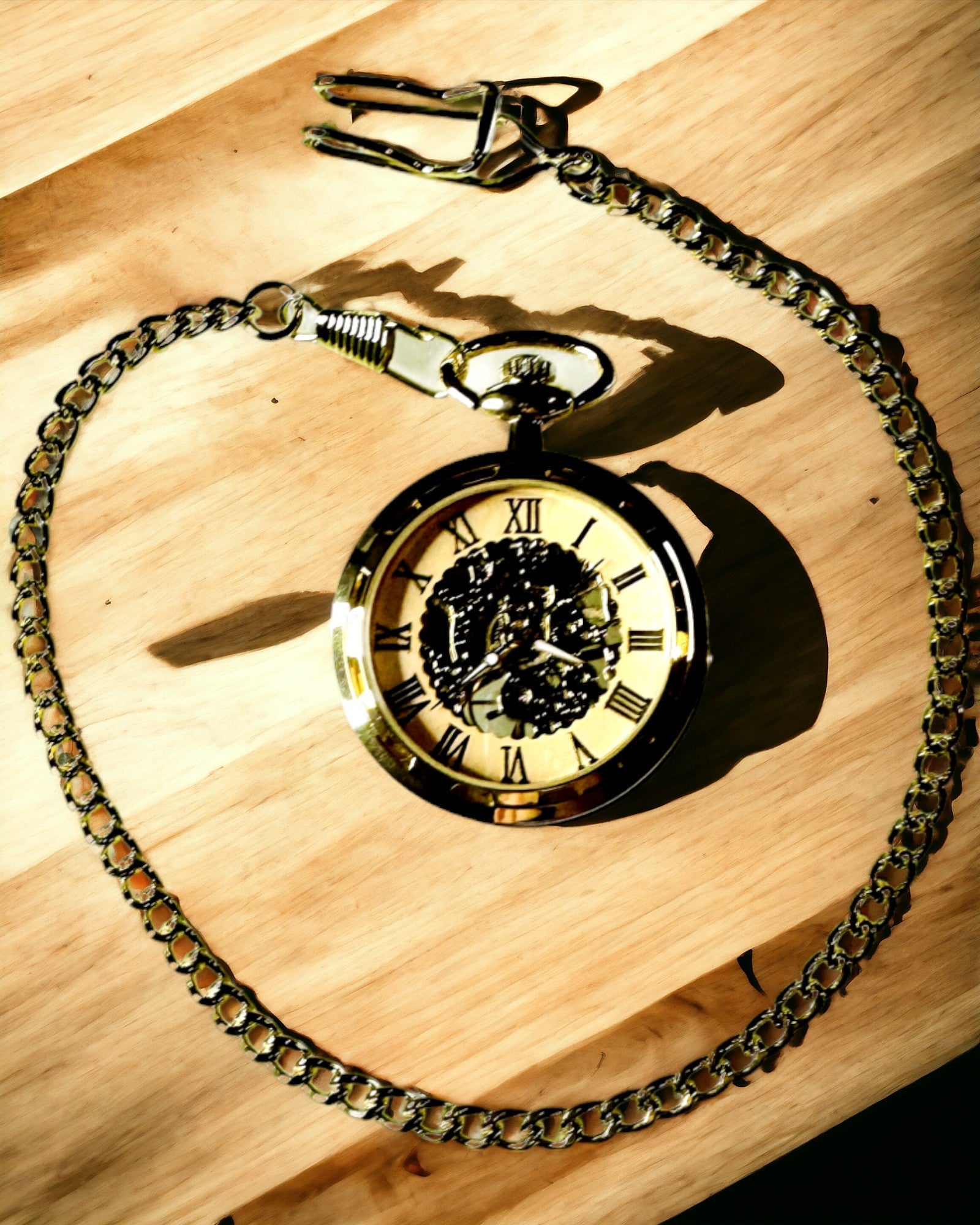 Orologio da Tasca Retrò – Lusso Meccanico in Stile Vintage colore oro, personalizzazione con incisione