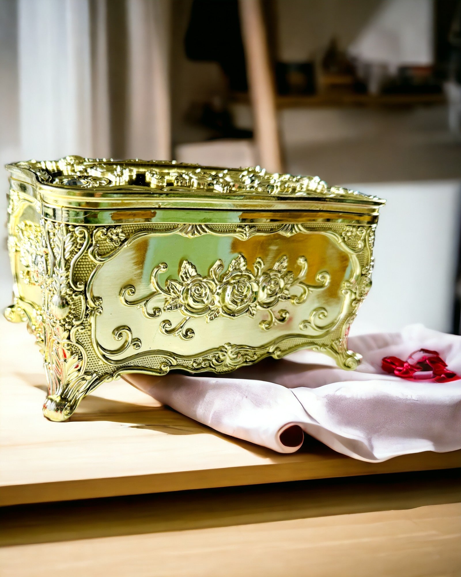 Scatola Elegante per Fazzoletti con Fiori in Rilievo - Contenitore per Tovaglioli