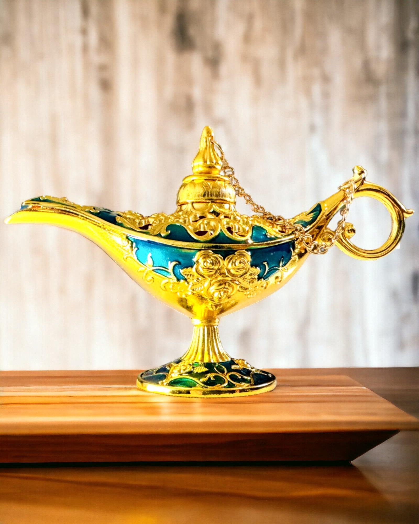 Piccola Lampada di Aladino Fatta a Mano - Artigianato Artistico in Metallo per Decorazione della Casa, incisione