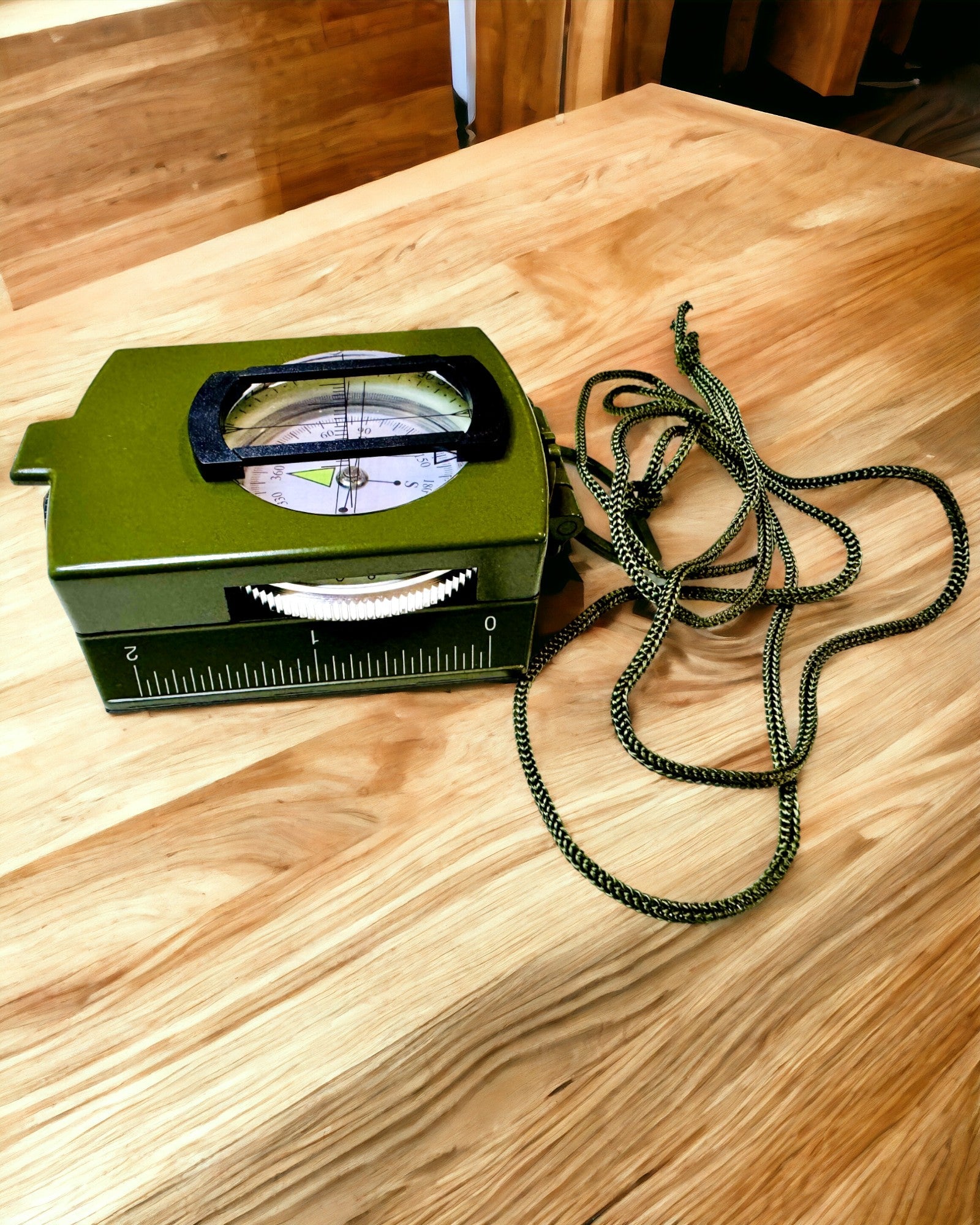 Compasso Inclinometrico Professionale K4580 - Impermeabile, Multifunzionale, per Sfide sul Terreno
