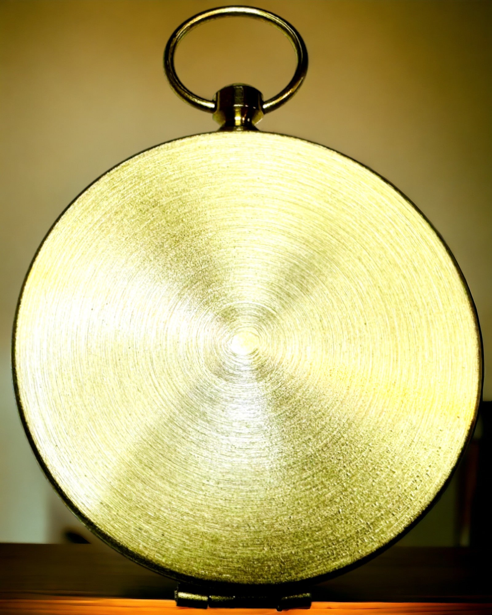 Bussola da Navigazione in Stile Retrò – Strumento Portatile e Preciso per Determinare la Direzione per Viaggiatori ed Esploratori. Incisione, personalizzazione.