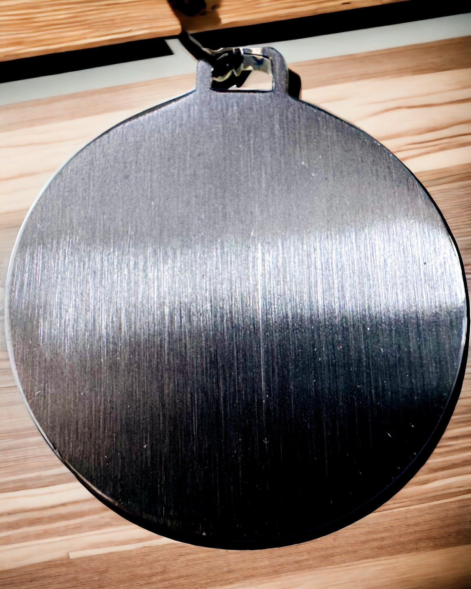 Collana con Bussola – Gioielli Forgiati in Acciaio Inossidabile per Uomini e Donne in Due Colori, con Incisione