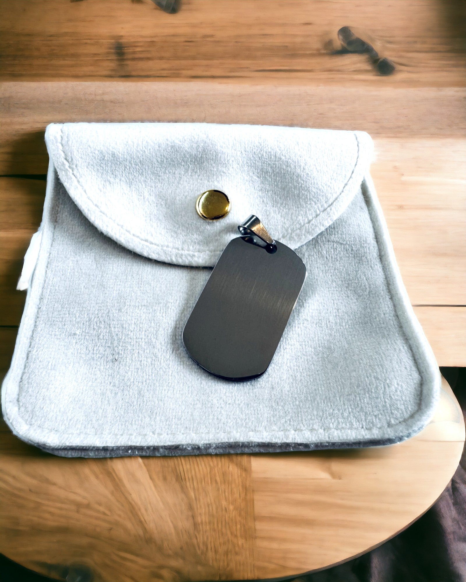 Ciondolo Militare con Incisione - Stile Retrò in Vari Colori