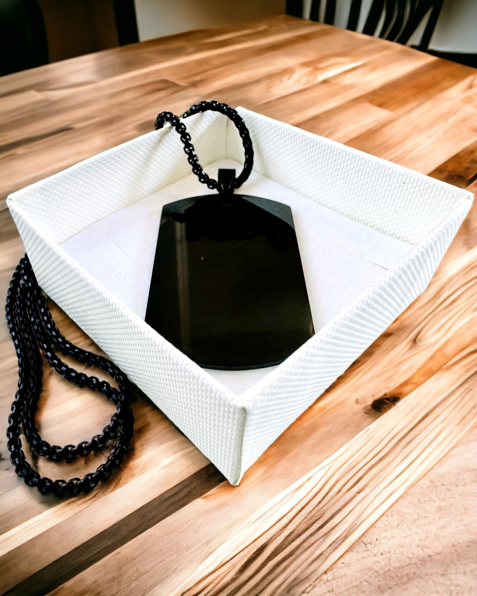 Collana con Dog Tag "Tre Sfumature di Stile" - Piastrina - Elegante Pendente in Acciaio Inossidabile con Opzione di Incisione