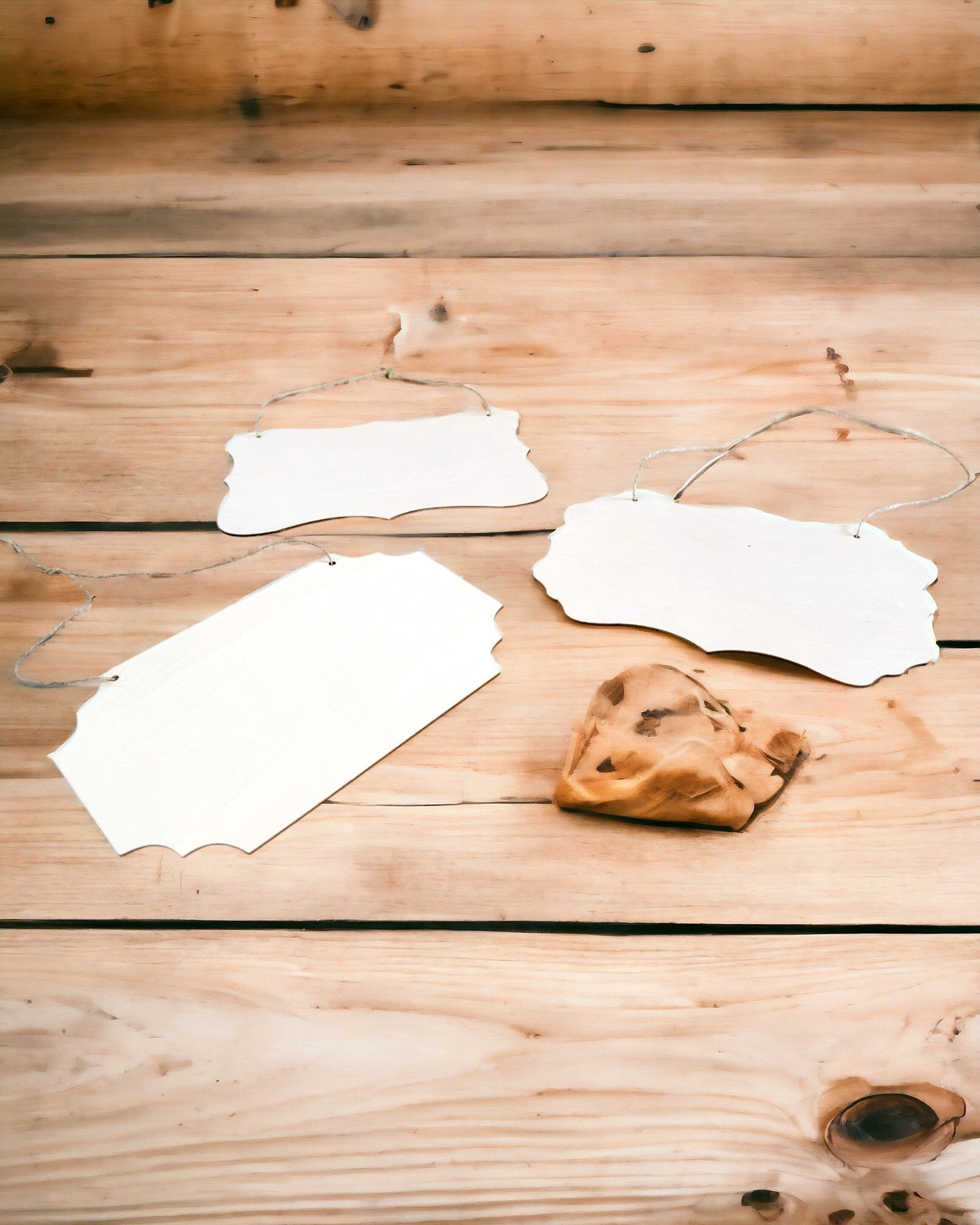 Ciondolo Decorativo in Legno Personalizzabile – Vari Formati