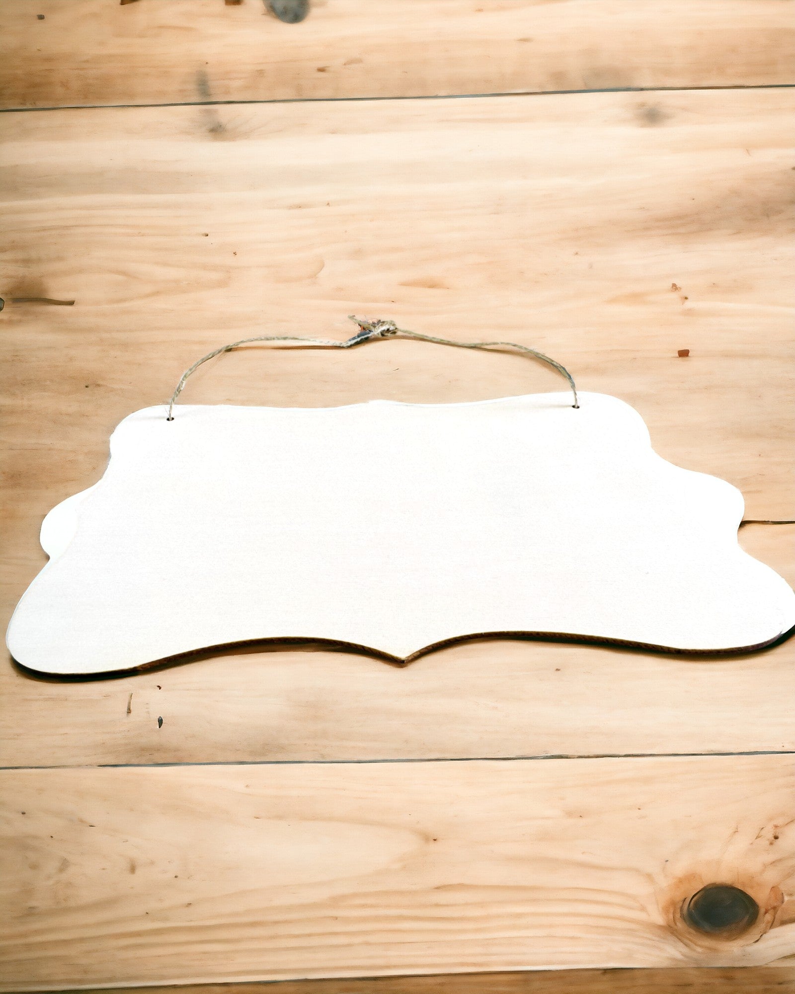 Ciondolo Decorativo in Legno Personalizzabile – Vari Formati