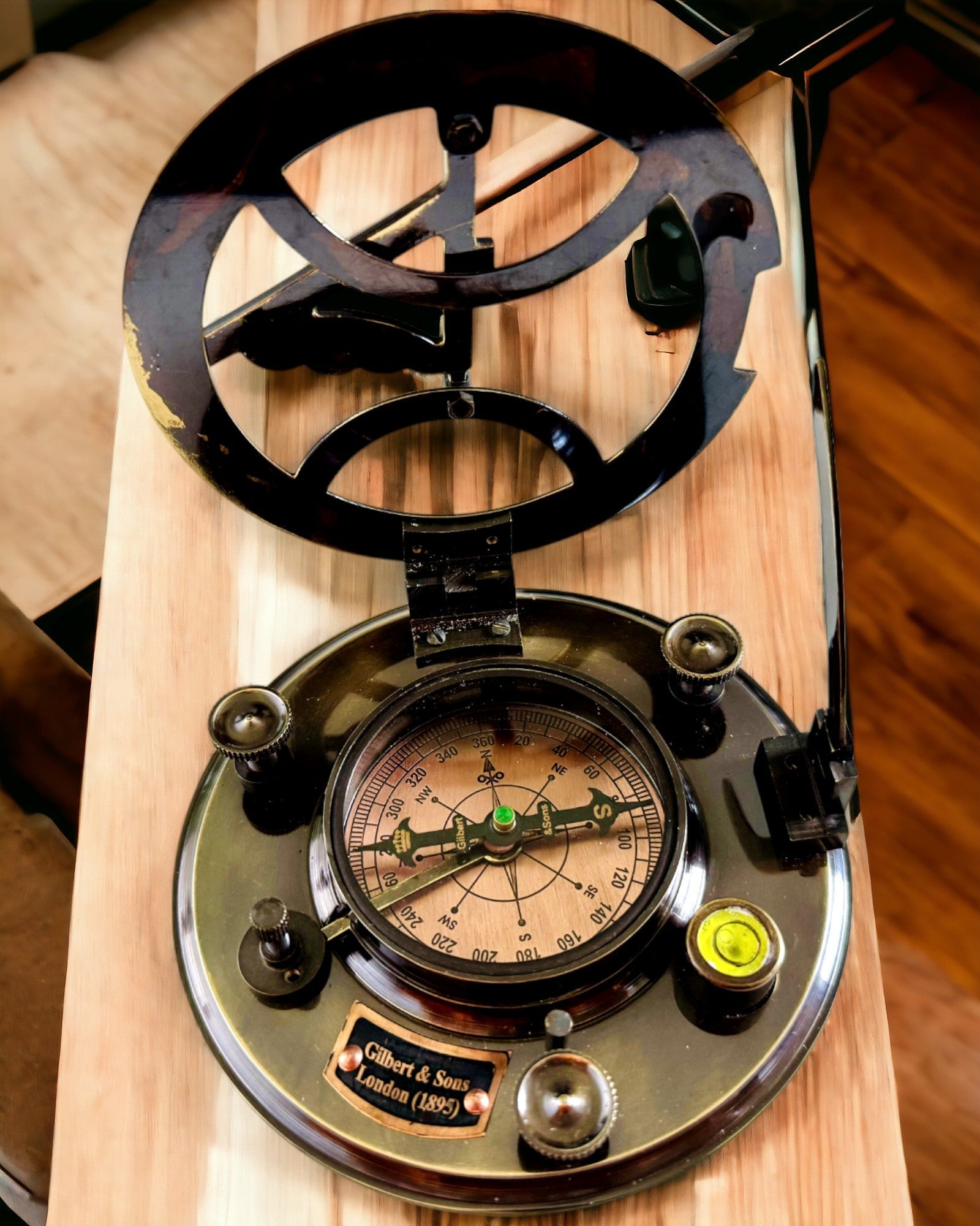Antico Compasso di Navigazione Premium con Possibilità di Incisione – Fatto a Mano
