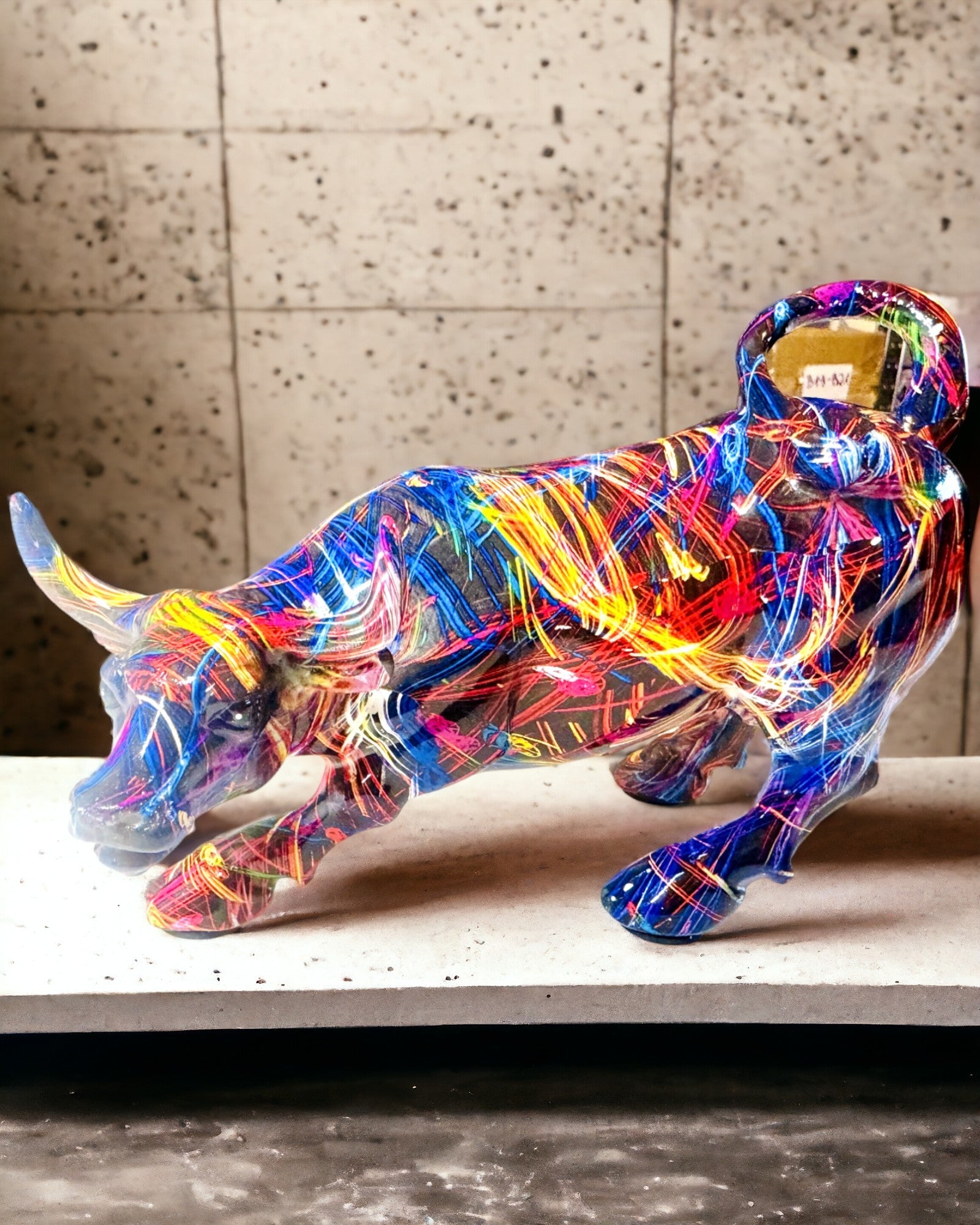 Scultura Decorativa Toro "BullArt" – Arte Unica con Opzione di Incisione - 4 varianti di colore, per regalo personalizzato