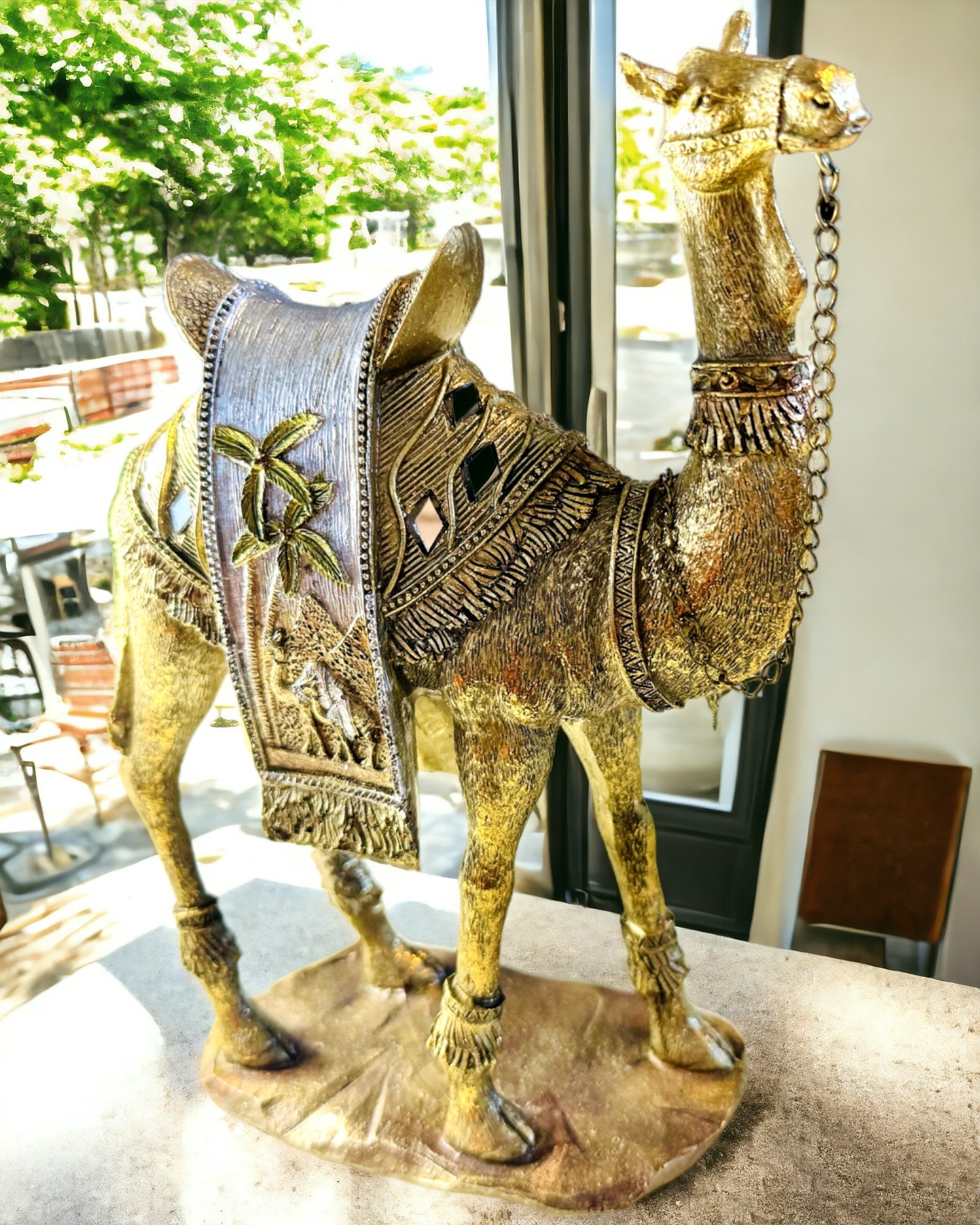 Statuetta Viandante del Deserto Decorativo Cammello in Resina con Possibilità di Incisione