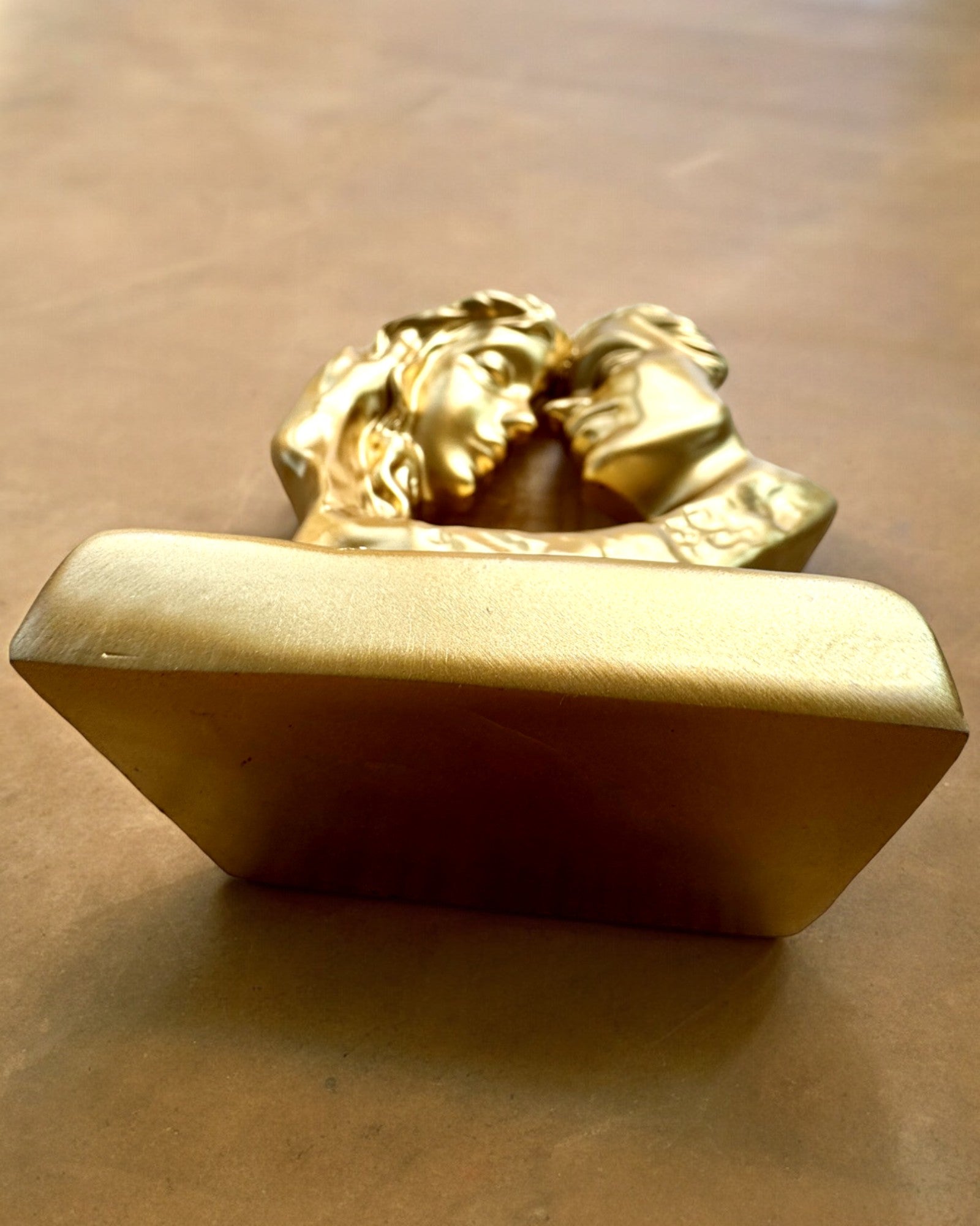 Figura "Złote Złączenie" - altezza 13,5 cm, Decorativa con Opzione di Incisione