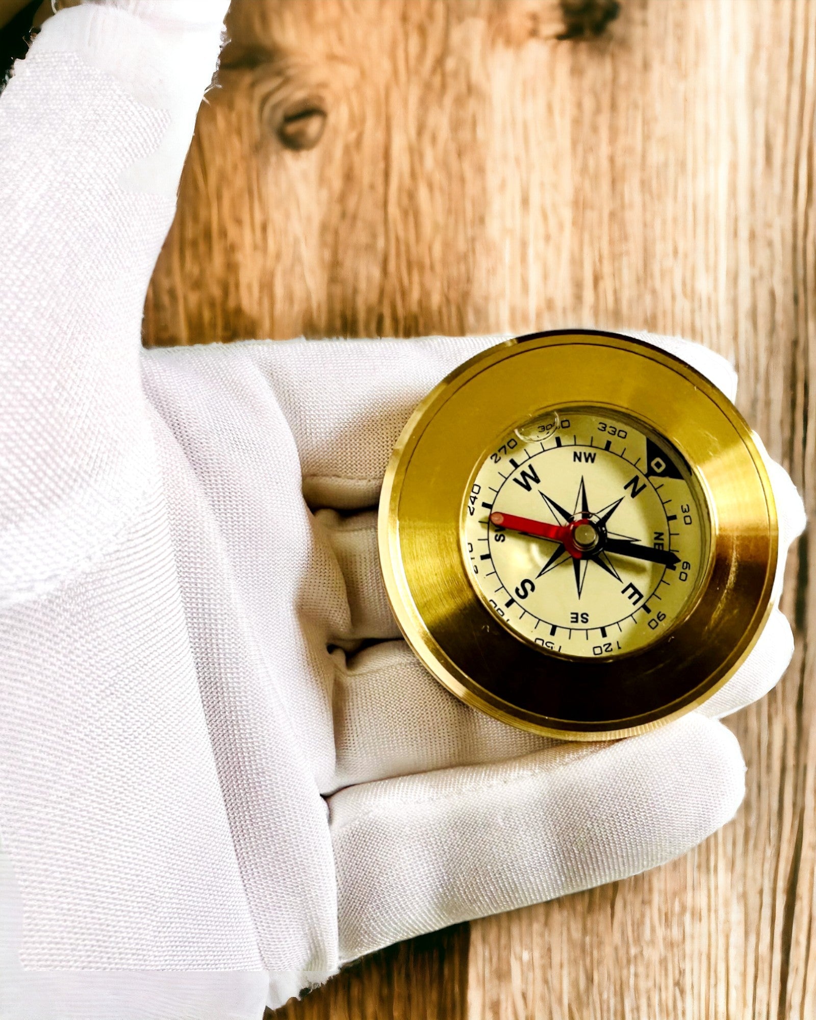 Bussola da Navigazione con Possibilità di Incisione, in Ottone, Design Classico – 5 cm