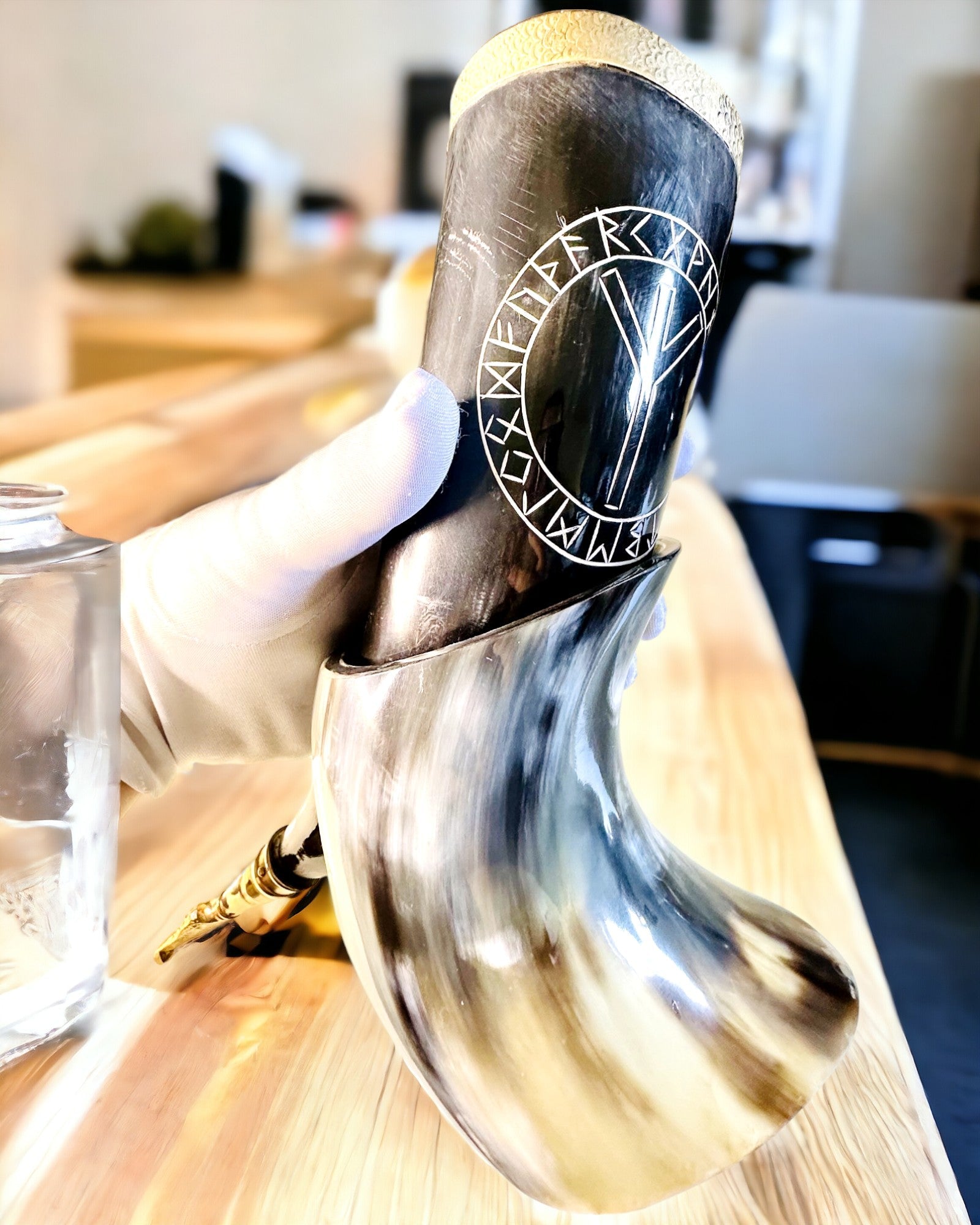 Tazza Corno "Viking Valor" - Incisa a Mano, Qualità Premium - 4 varianti disponibili