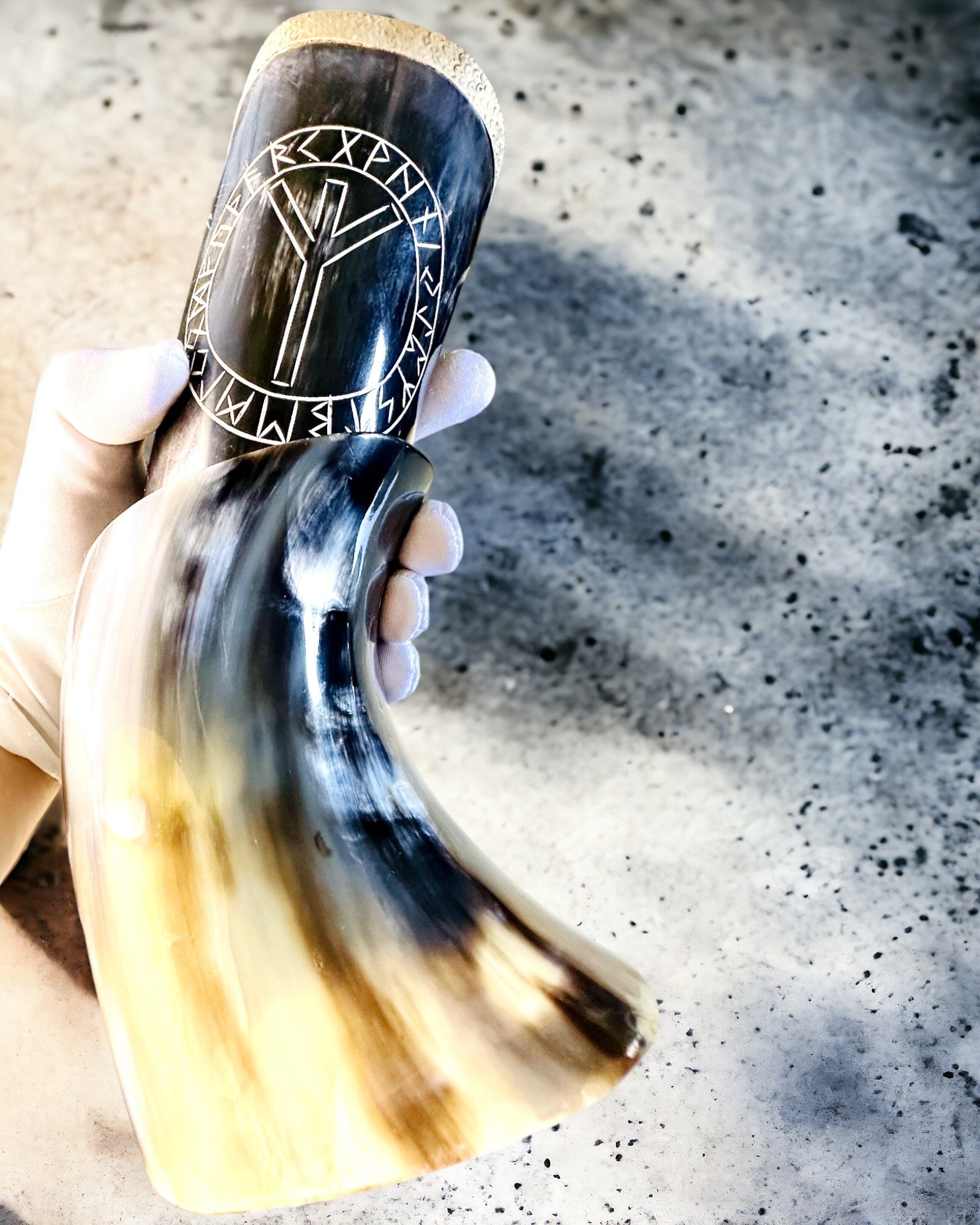 Tazza Corno "Viking Valor" - Incisa a Mano, Qualità Premium - 4 varianti disponibili