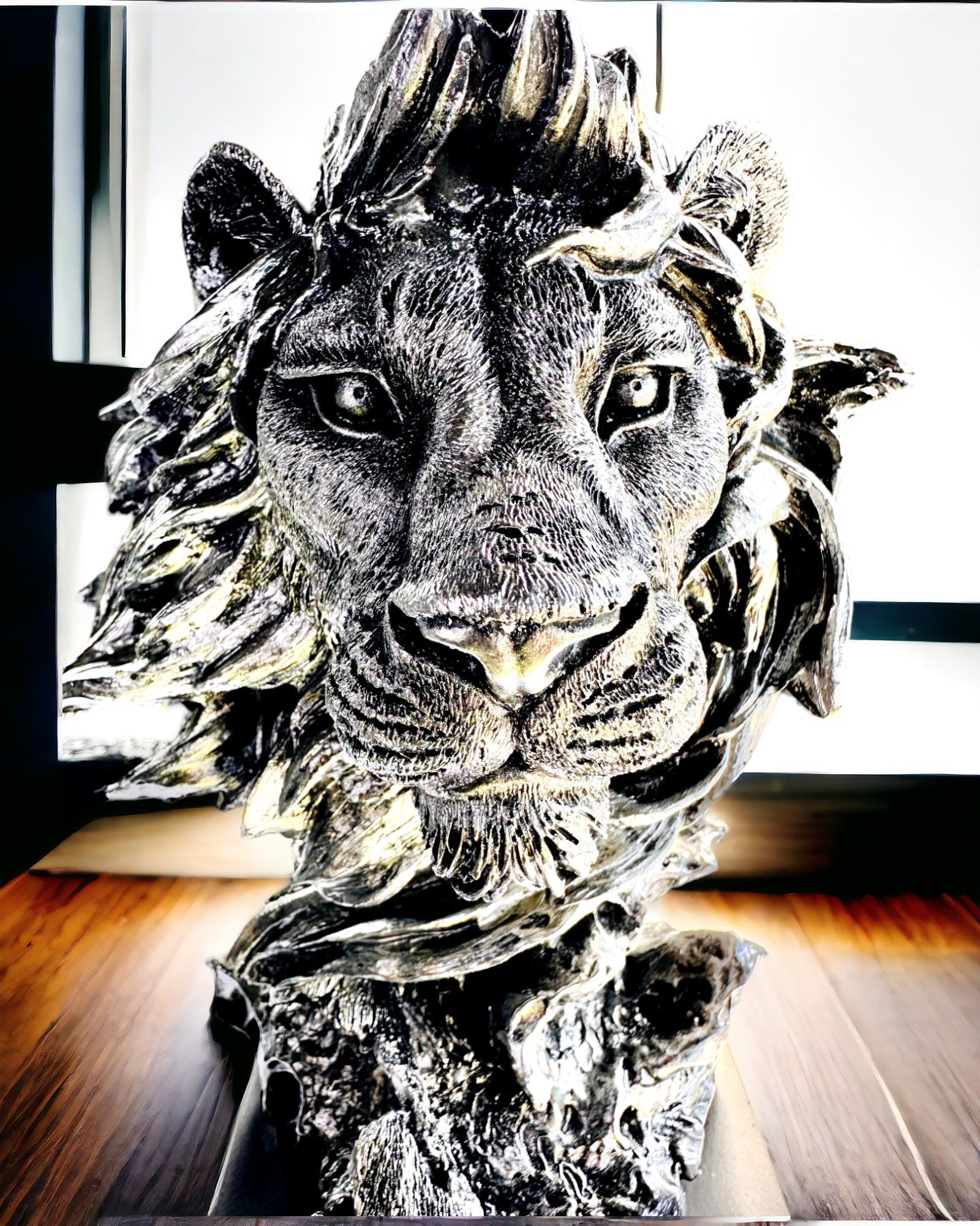 Re della Giungla Leone - Maestosa Statuetta di Leone - colore argento, possibilità di personalizzazione per regalo