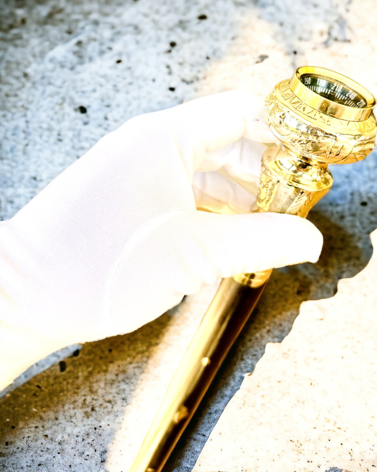 Kompasso Black - Bastone da passeggio - Legno Intagliato a Mano - Edizione Esclusiva con Possibilità di Incisione