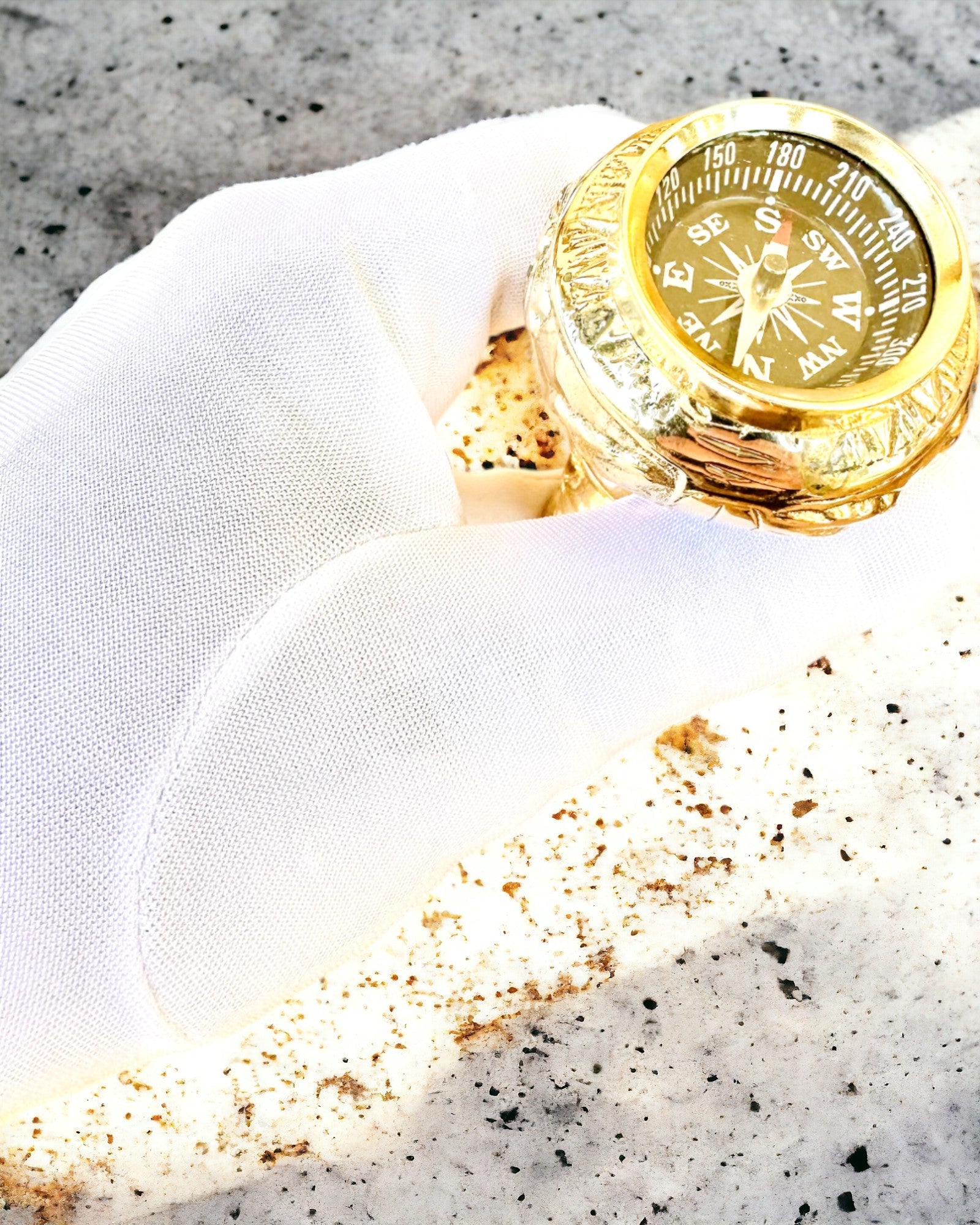 Kompasso Black - Bastone da passeggio - Legno Intagliato a Mano - Edizione Esclusiva con Possibilità di Incisione