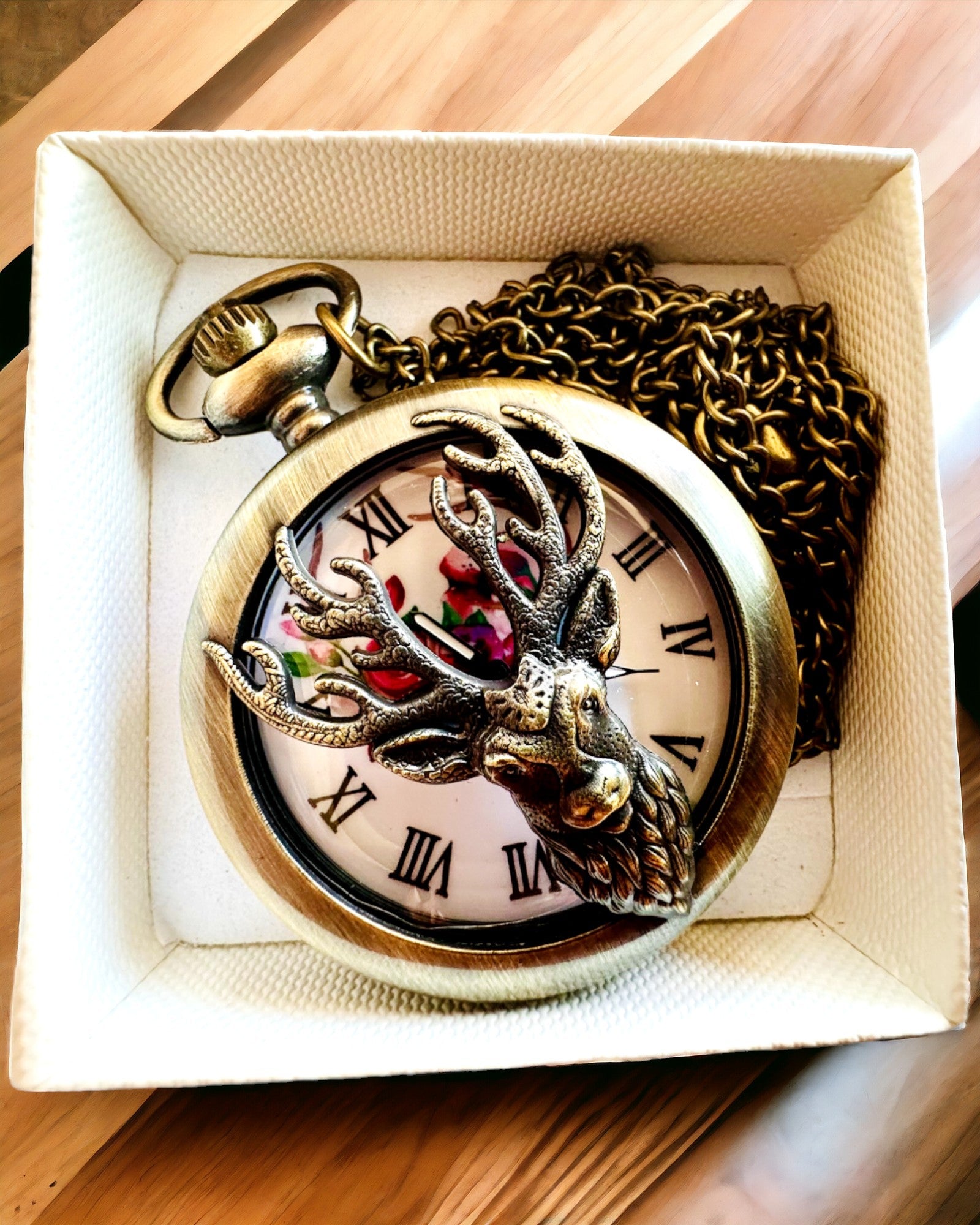 Orologio da tasca Guardiano della Foresta - Elegante orologio con motivo di cervo, possibilità di personalizzazione con incisione