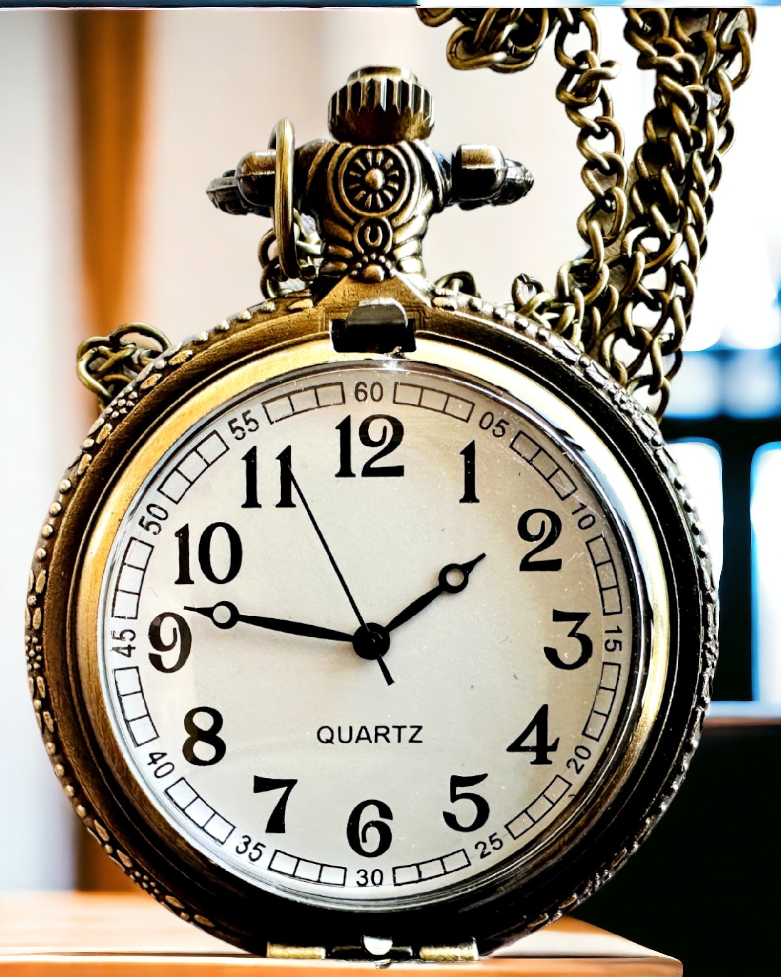 Orologio da Tasca "Motociclista Elegante" – Incisione