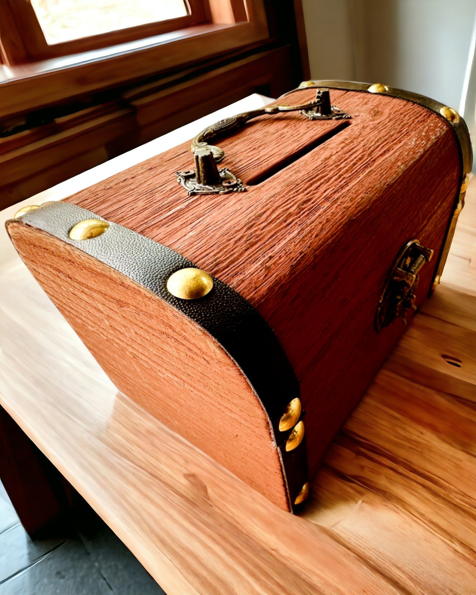 Magiczna Skrzynia Skarbów - Skarbonka, personalizzazione con incisione