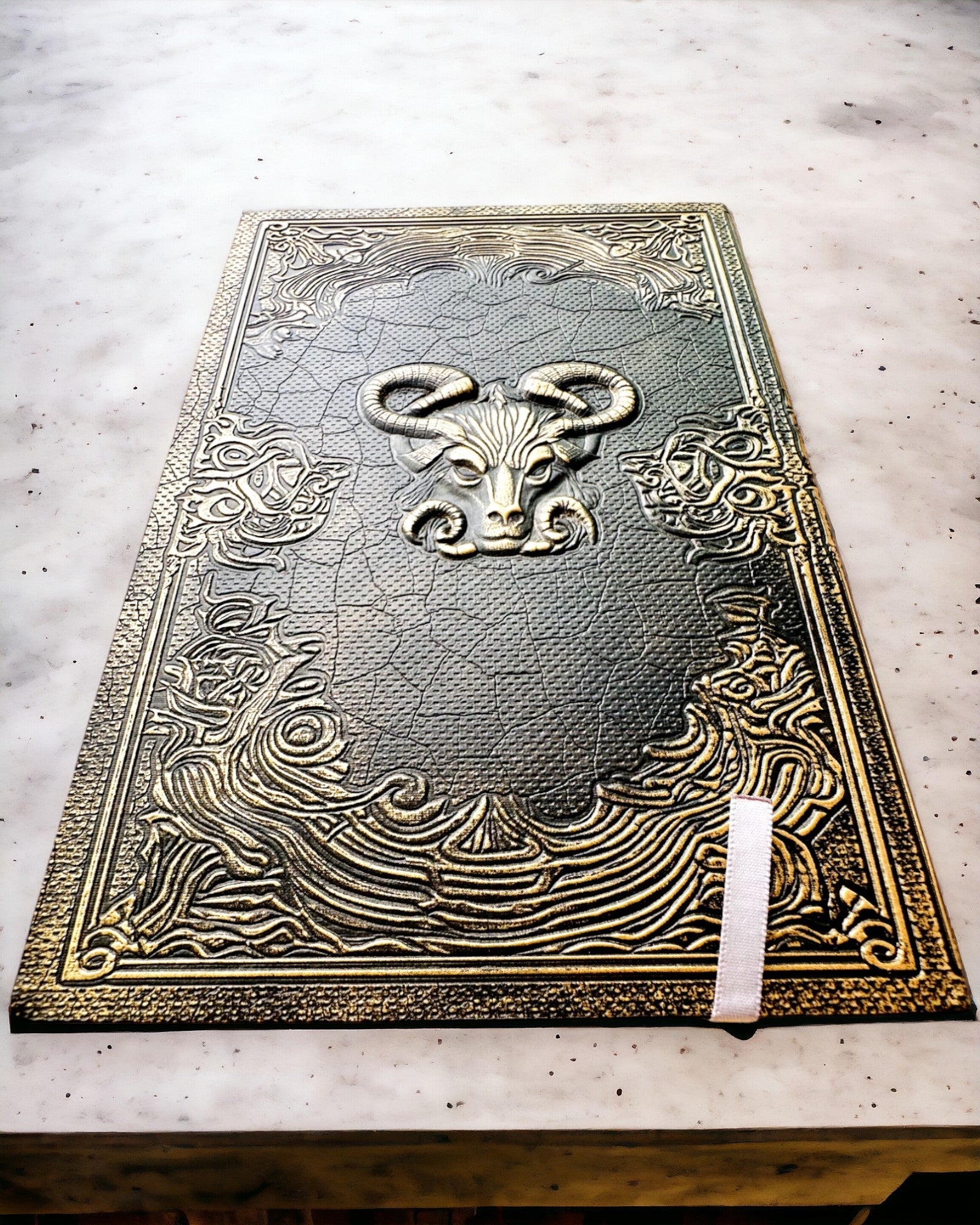 Magic Notes, taccuino "Boski Byk" - Cartoleria Elegante e Unica, personalizzazione con incisione