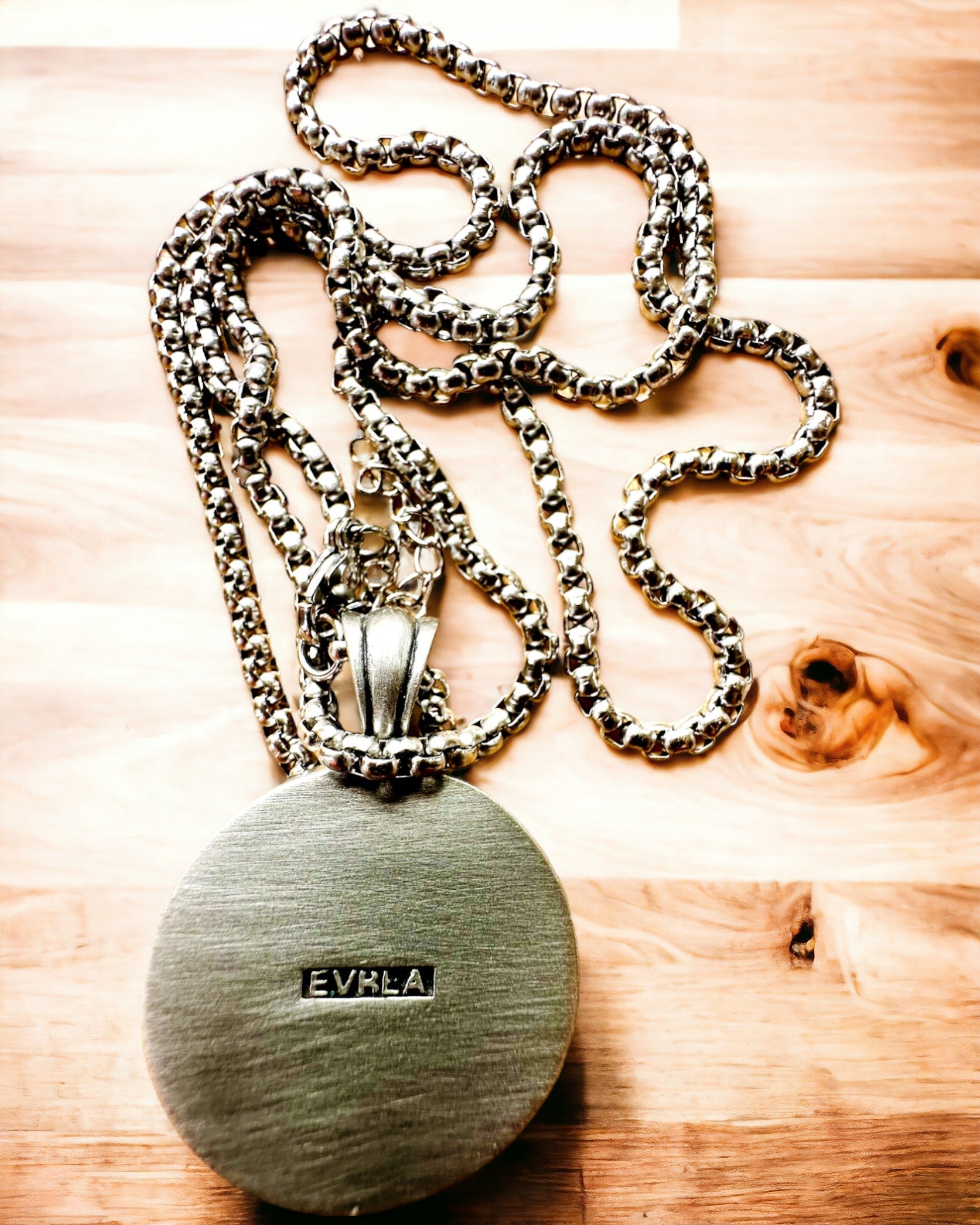 Collana con Bussola "Eurla" - possibilità di personalizzazione con incisione